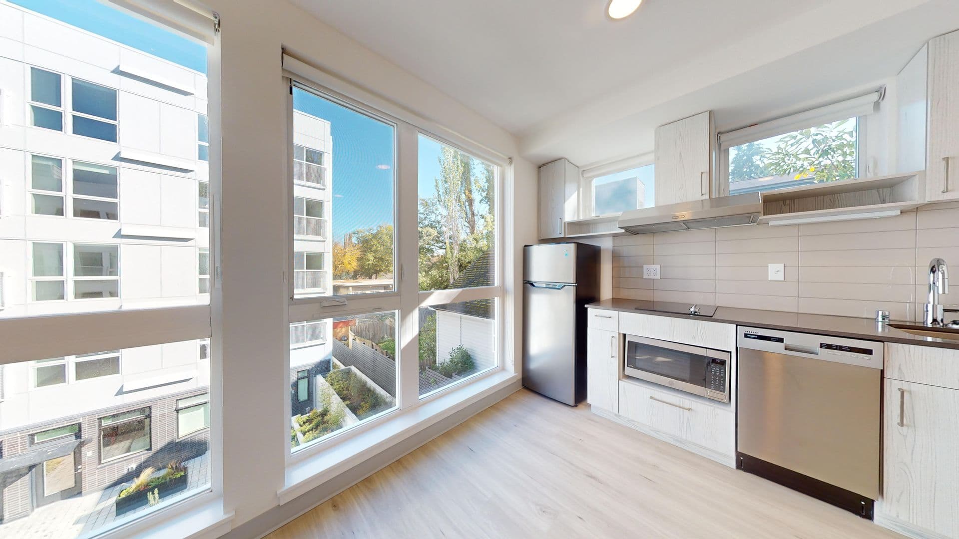 Seattle Apartment: 5231 Rainier Ave S