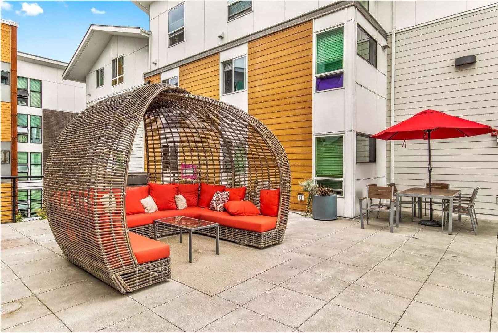Kirkland Apartment: 450 Central Way