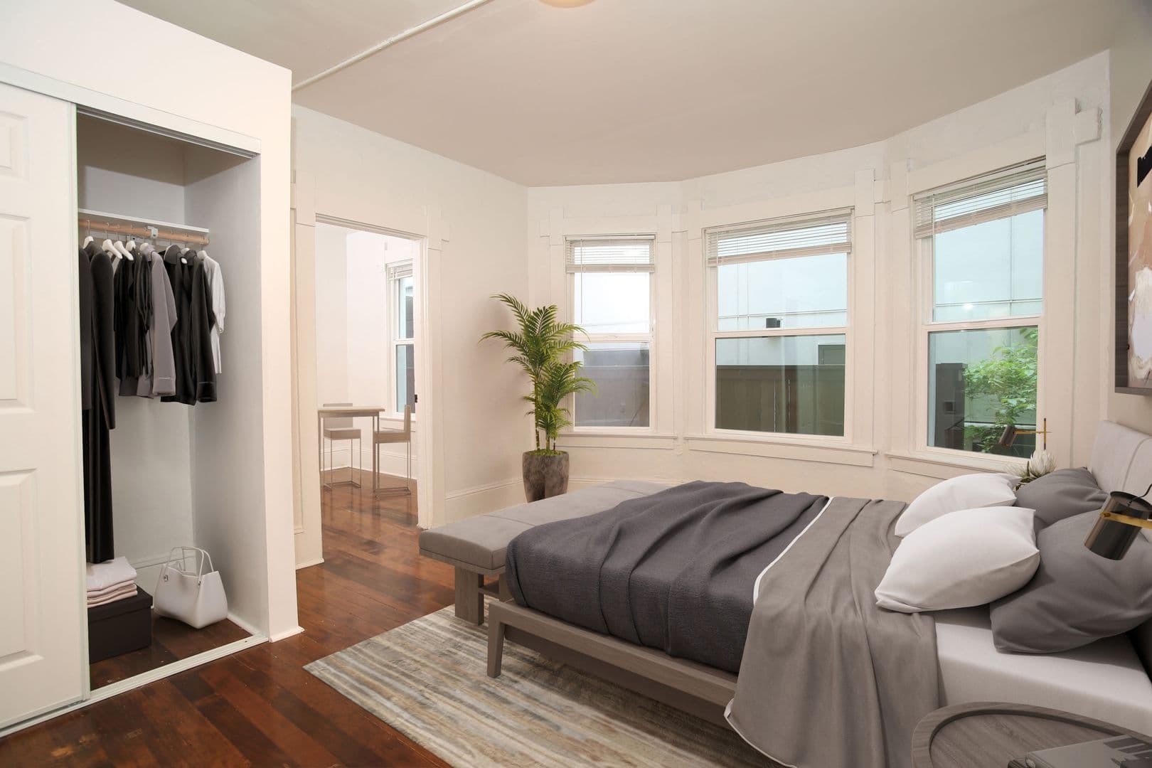 Seattle Apartment: 1717 12th Ave