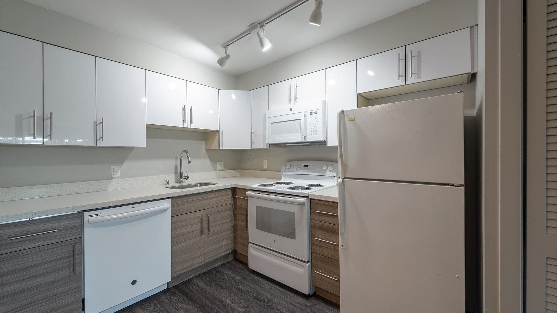 Seattle Apartment: 1901 E Fir St