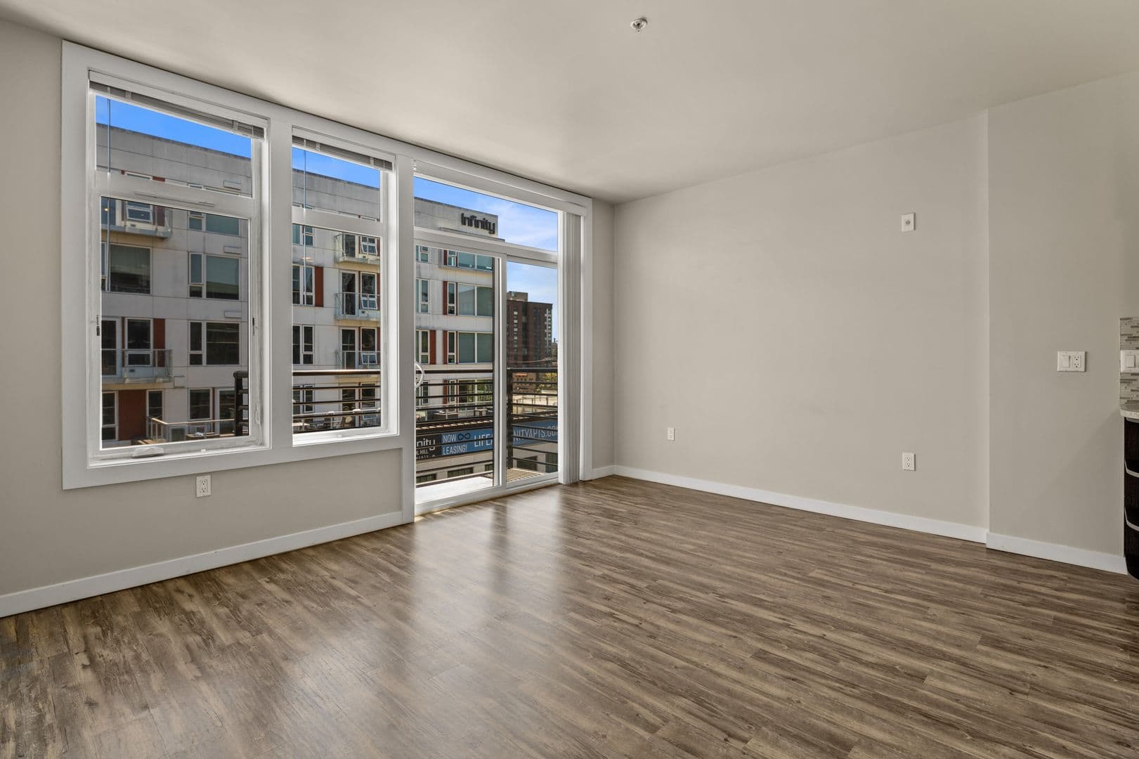 Seattle Apartment: 954 E. Union St.