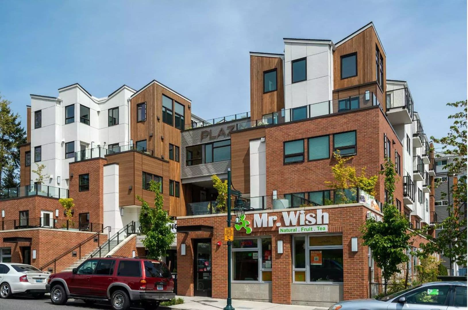 Kirkland Apartment: 330 4th ST