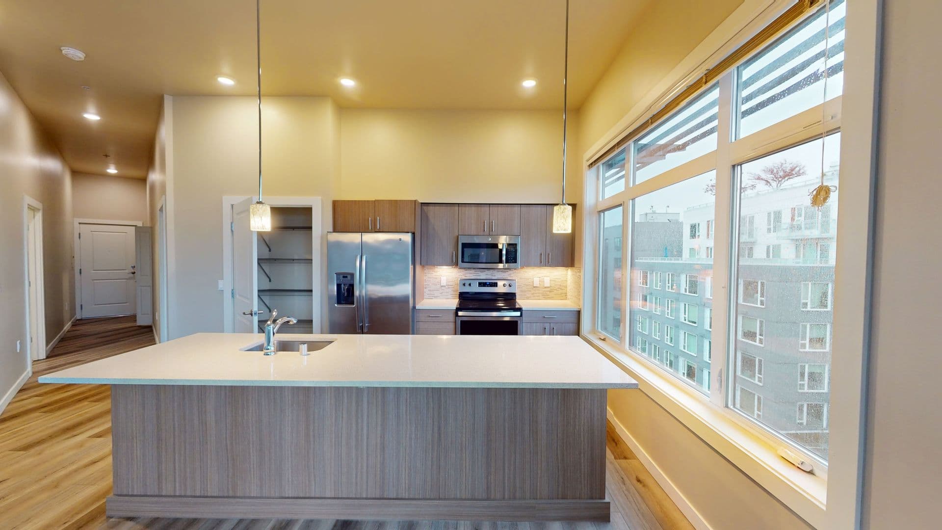 Seattle Apartment: 954 E. Union St.