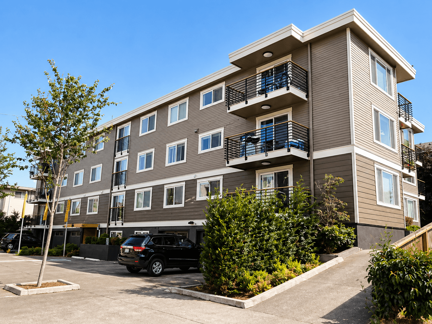 Seattle Apartment: 2250 NW 59th St