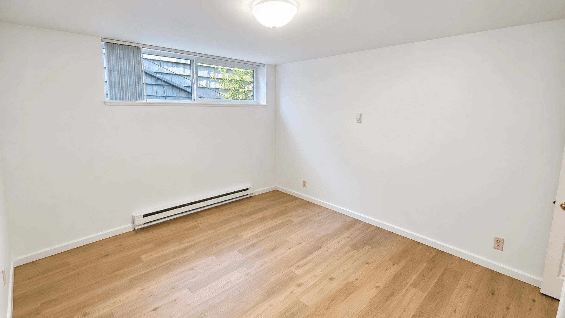 Seattle Apartment: 840 W Nickerson St