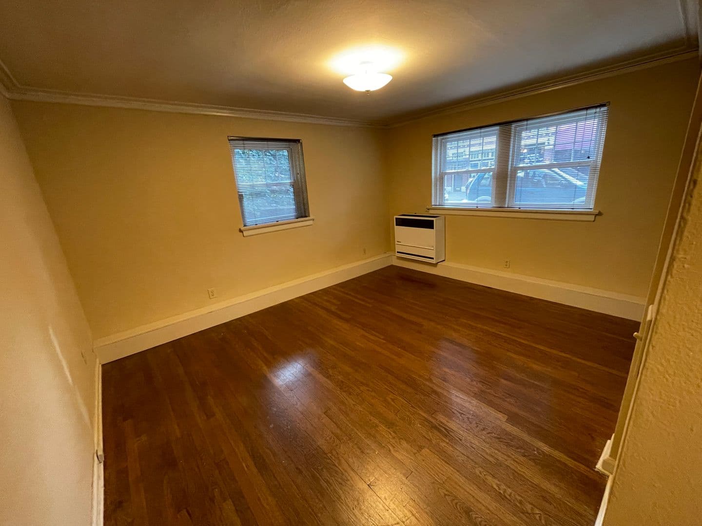 Seattle Apartment: 503 E Thomas St