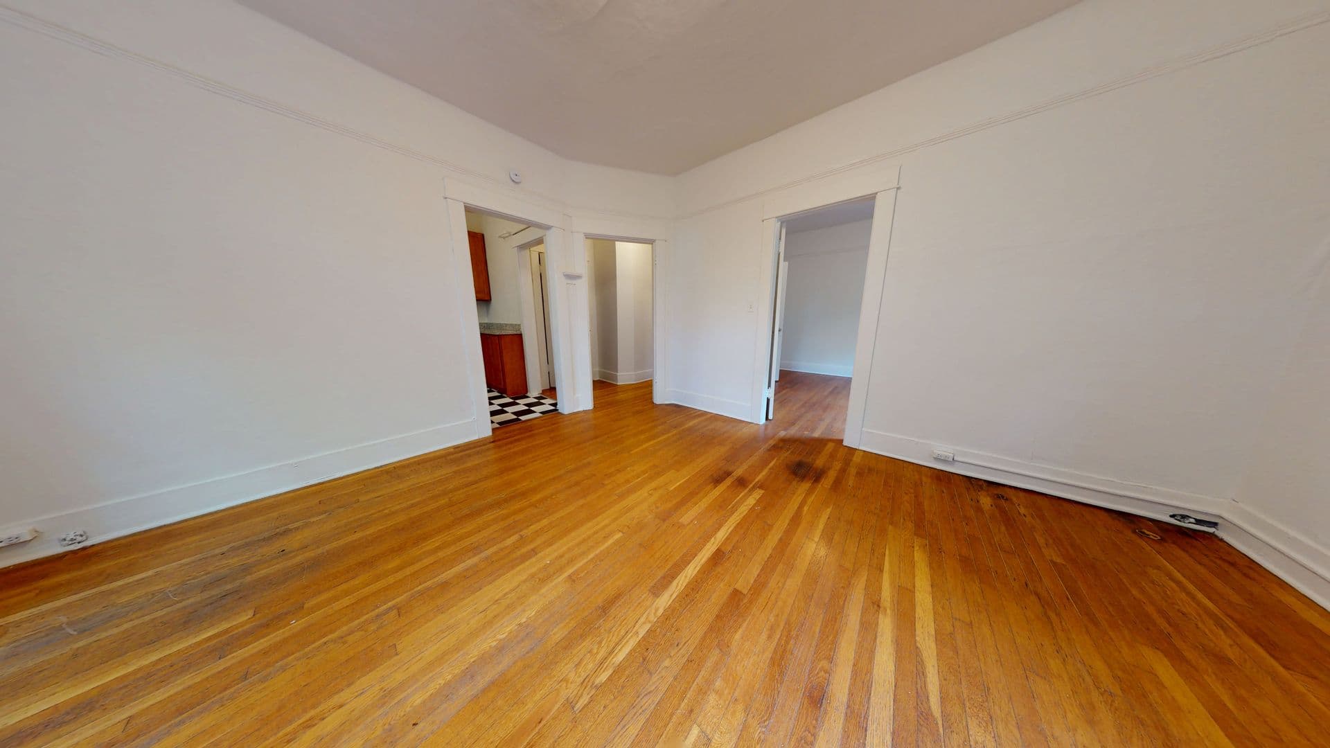 Seattle Apartment: 1052 E Thomas St