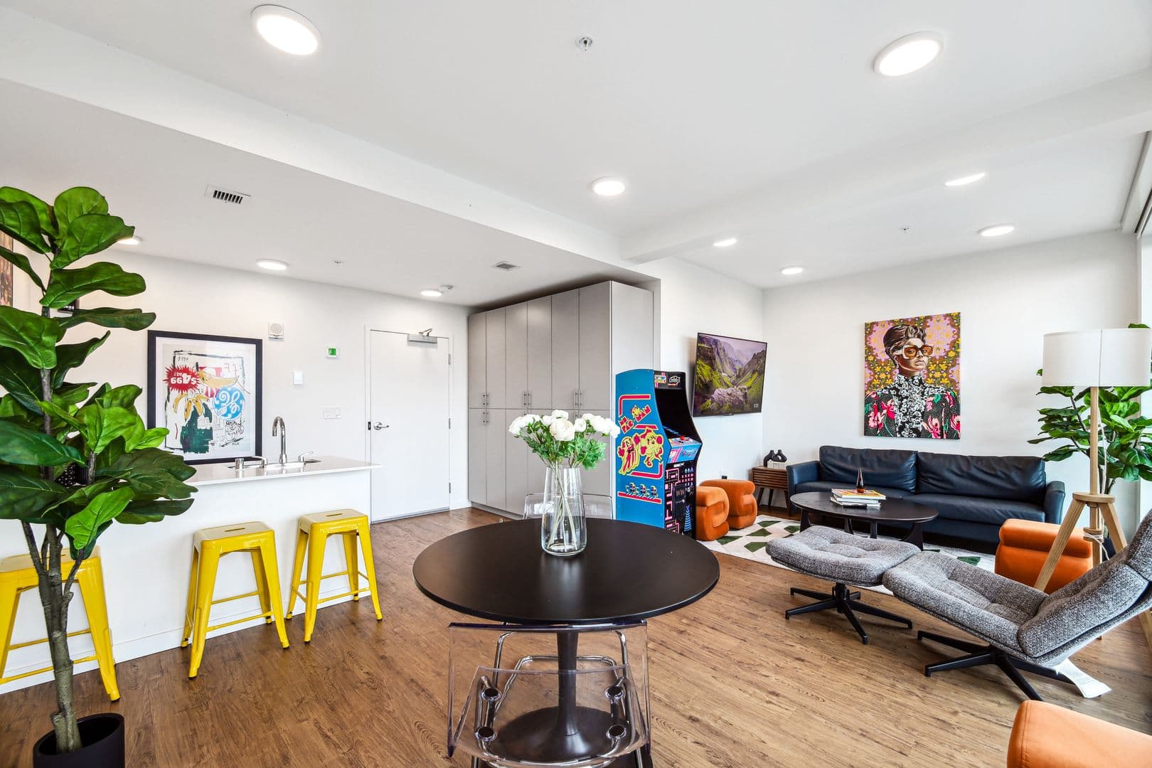 Seattle Apartment: 1419 24th Ave