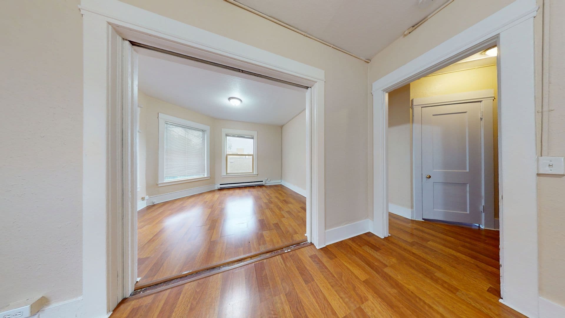 Seattle Apartment: 317 Harvard Ave E