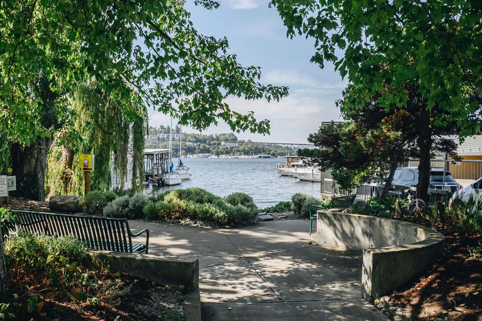 Seattle Apartment: 2210 Eastlake Ave E