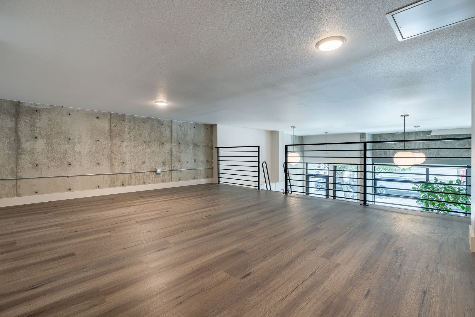 Seattle Apartment: 6301 15th Ave NW