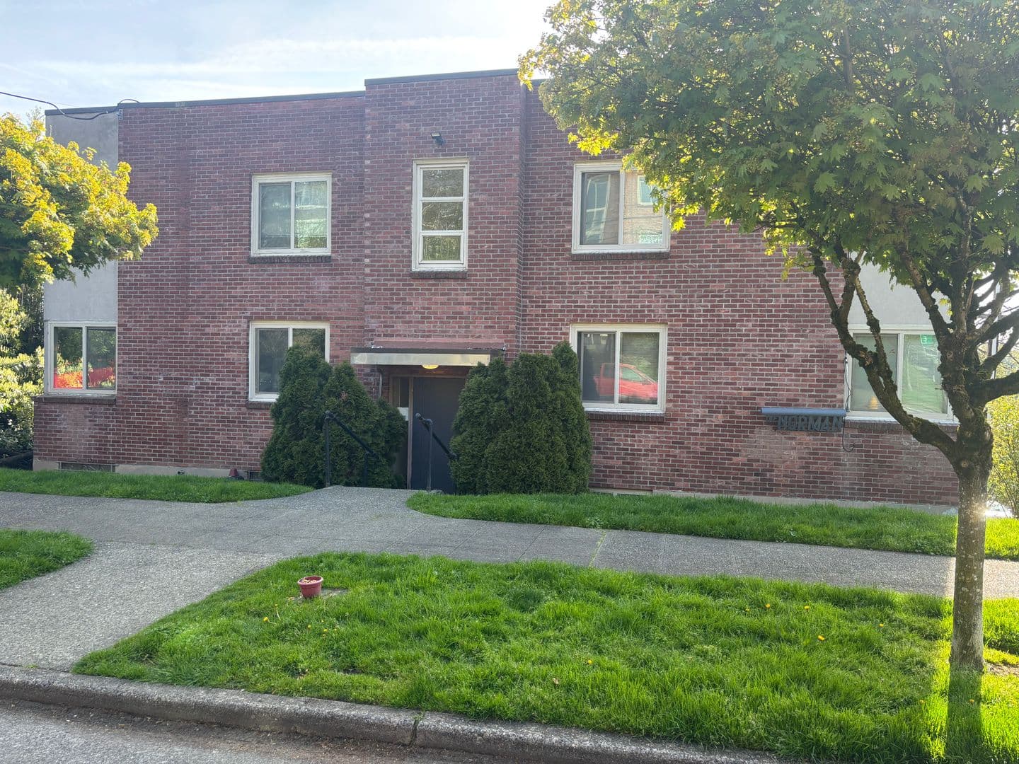 Seattle Apartment: 2500 E Denny Way