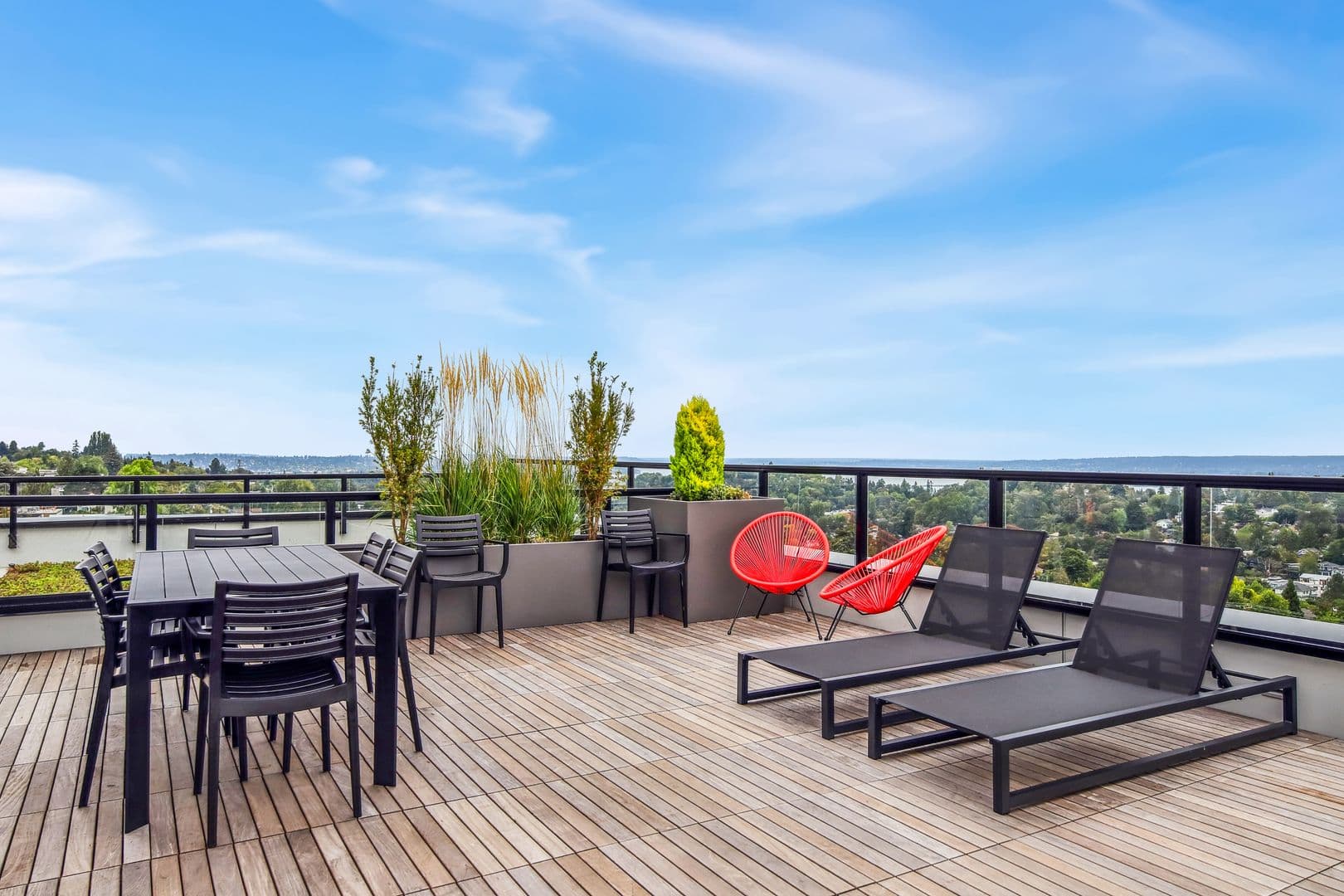 Seattle Apartment: 1419 24th Ave