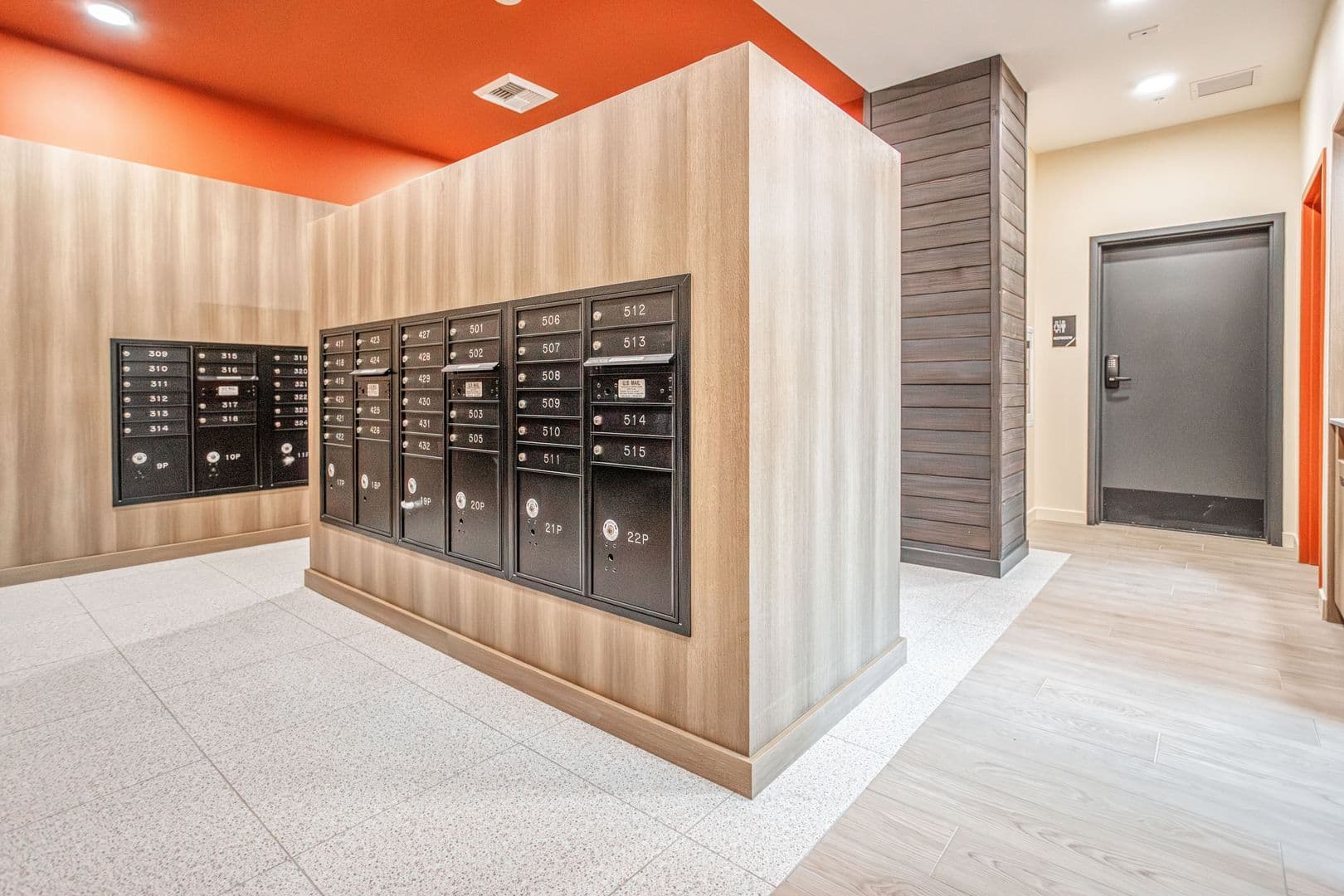 Seattle Apartment: 4015 Stone Way