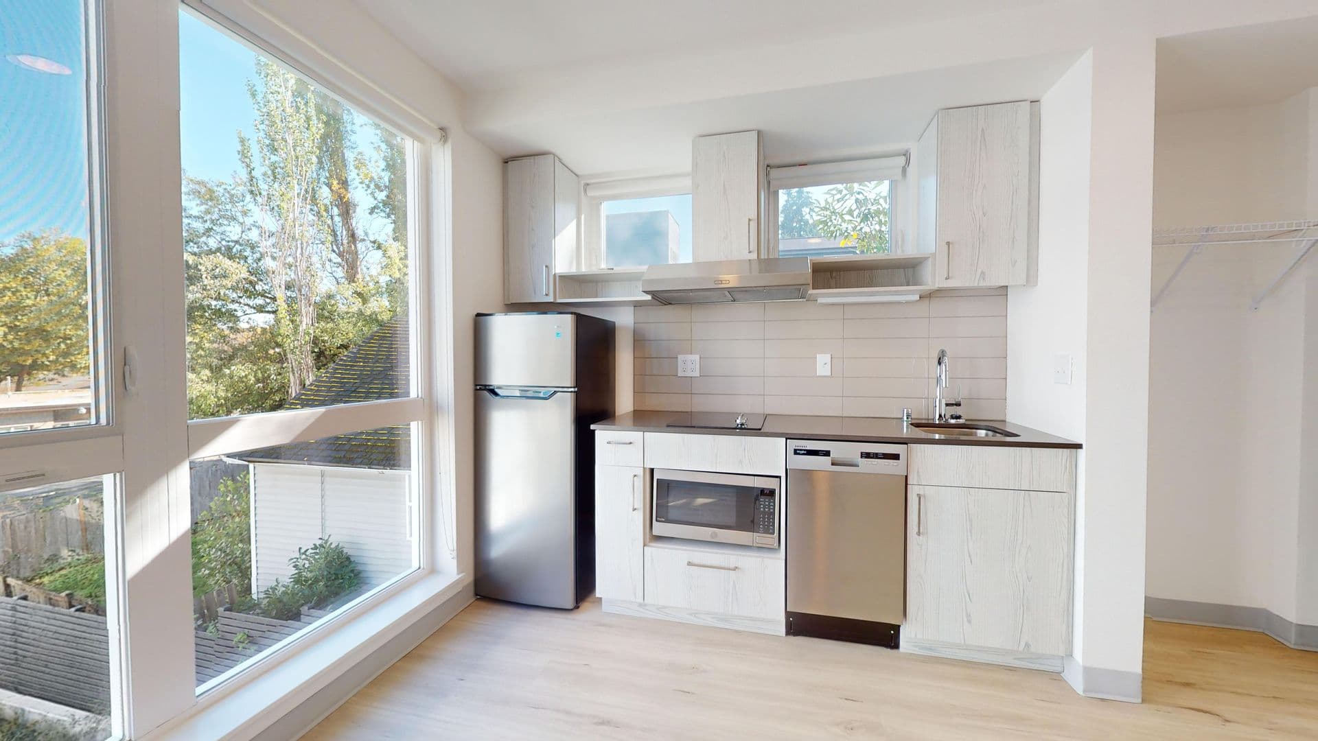 Seattle Apartment: 5231 Rainier Ave S