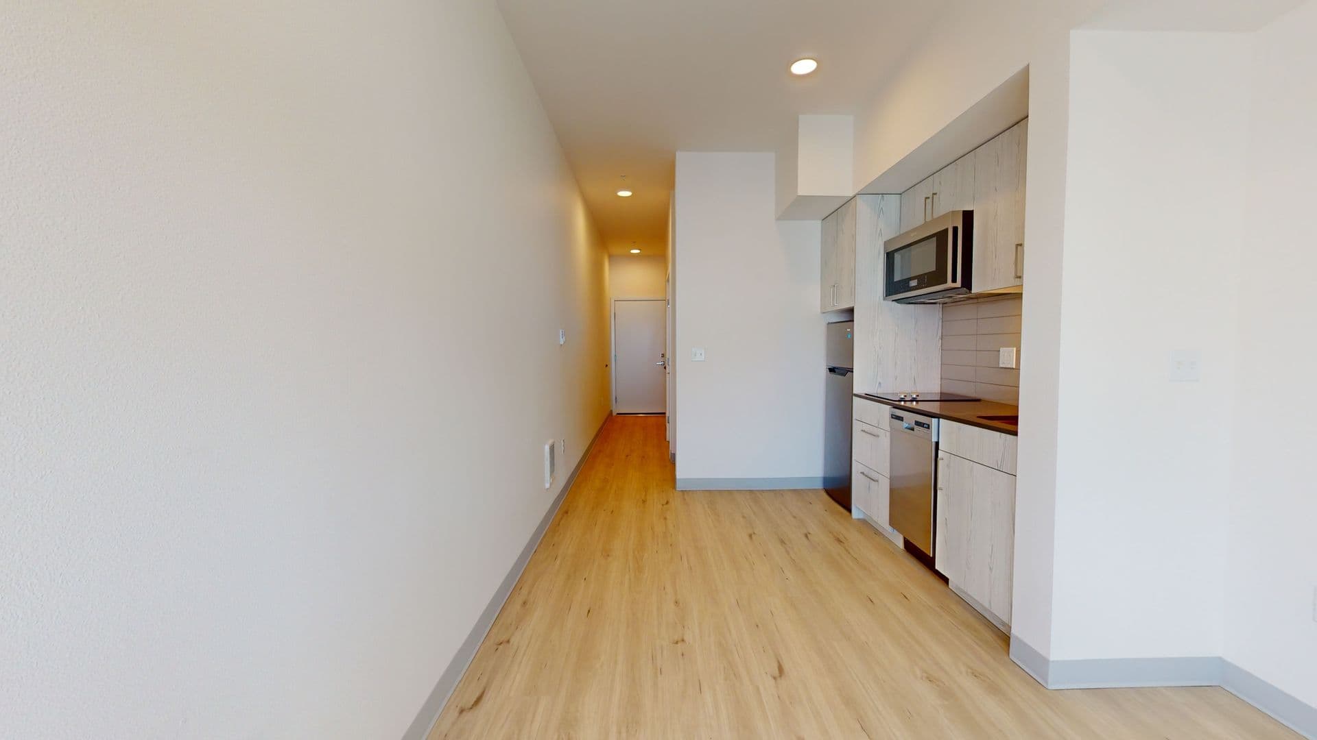 Seattle Apartment: 5231 Rainier Ave S