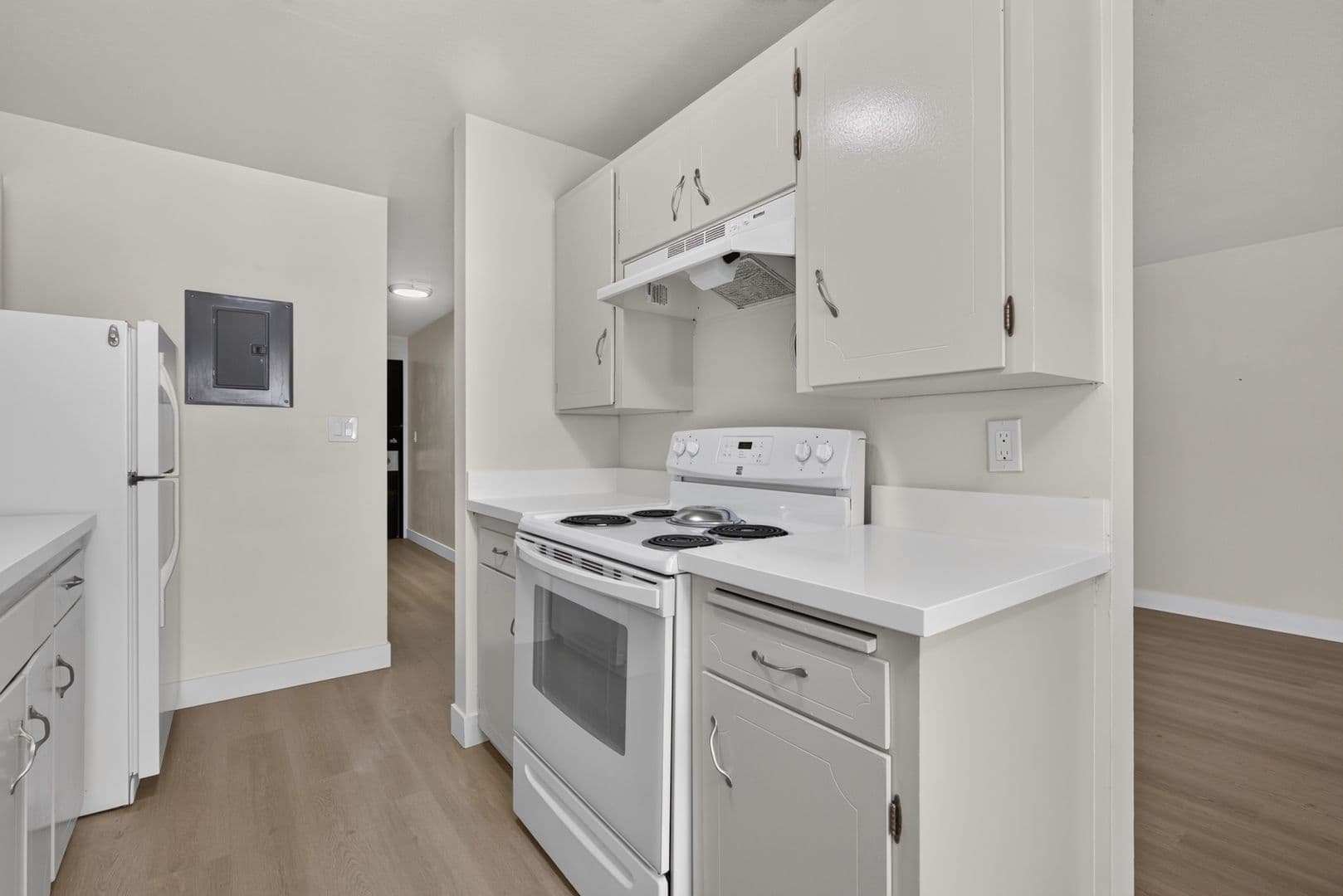 Seattle Apartment: 1653 21st Ave