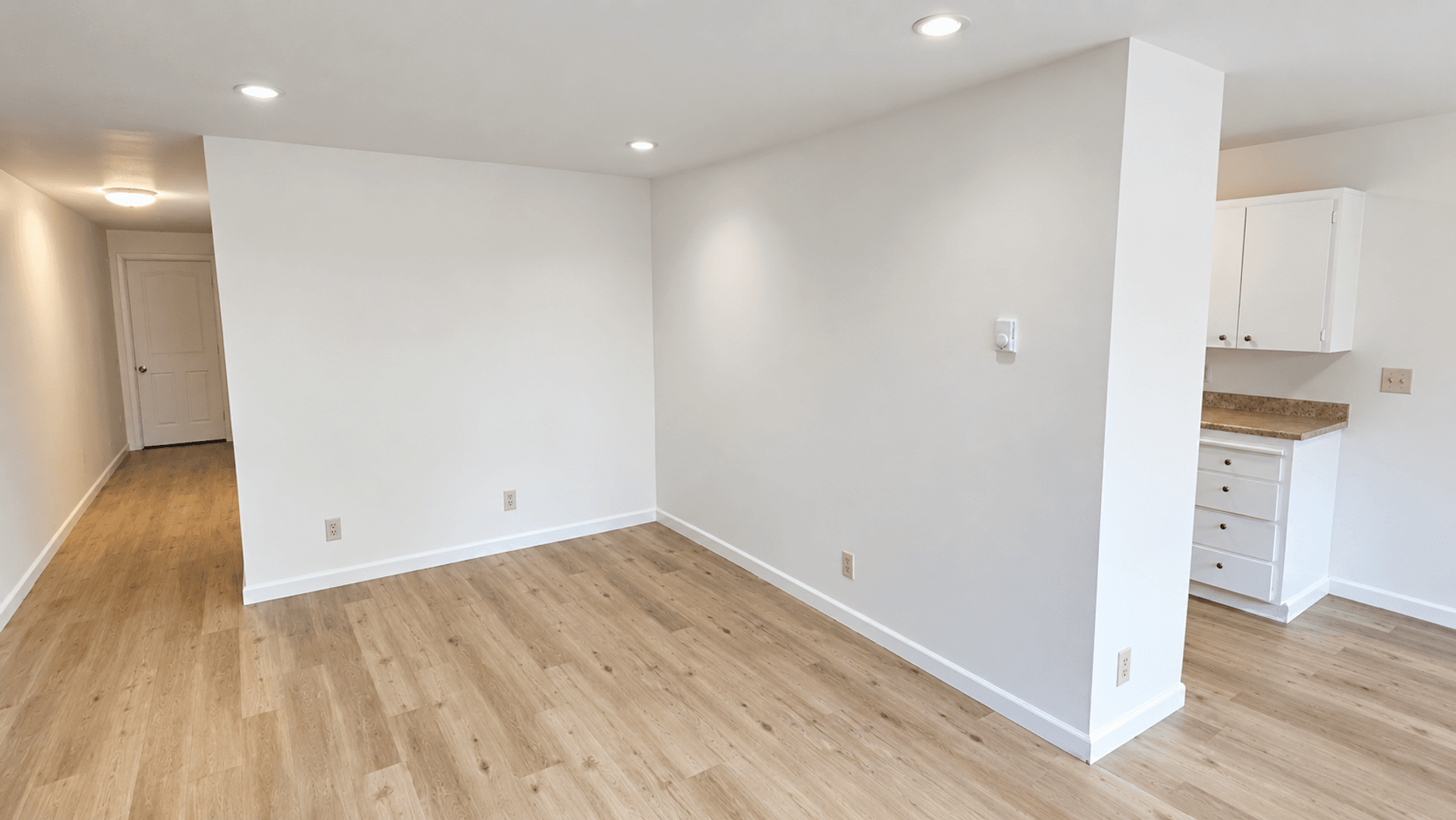Seattle Apartment: 840 W Nickerson St