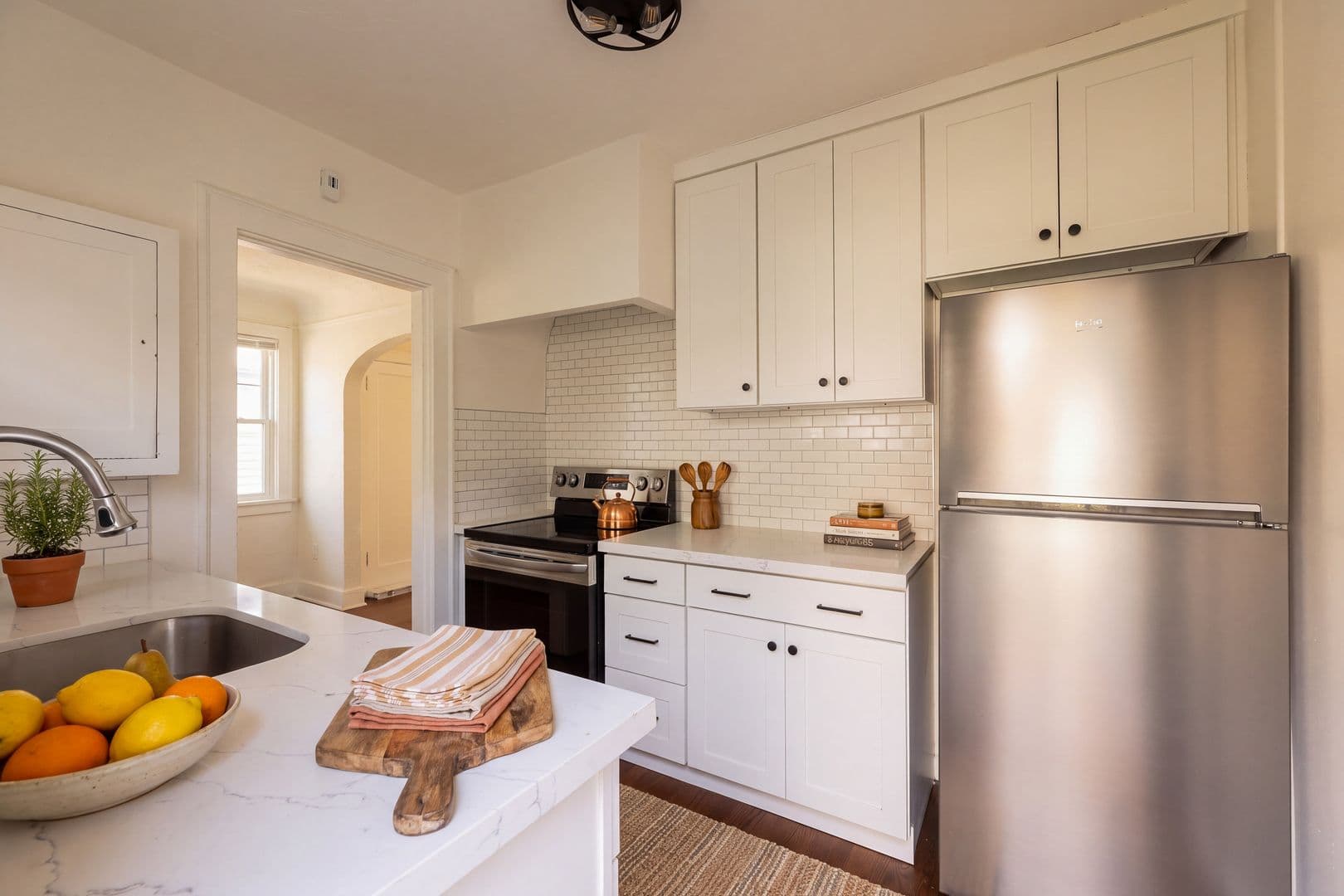 Seattle Apartment: 1710 E Denny Way
