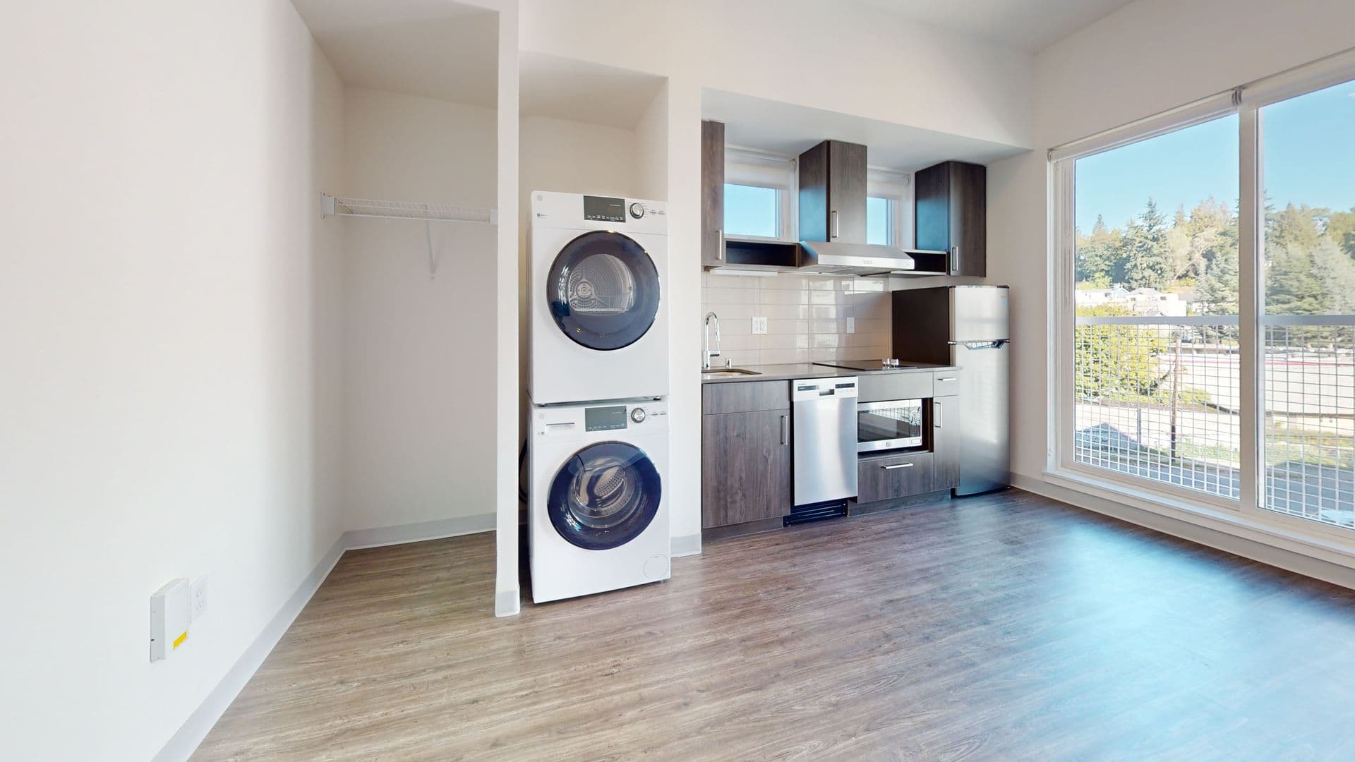 Seattle Apartment: 5231 Rainier Ave S