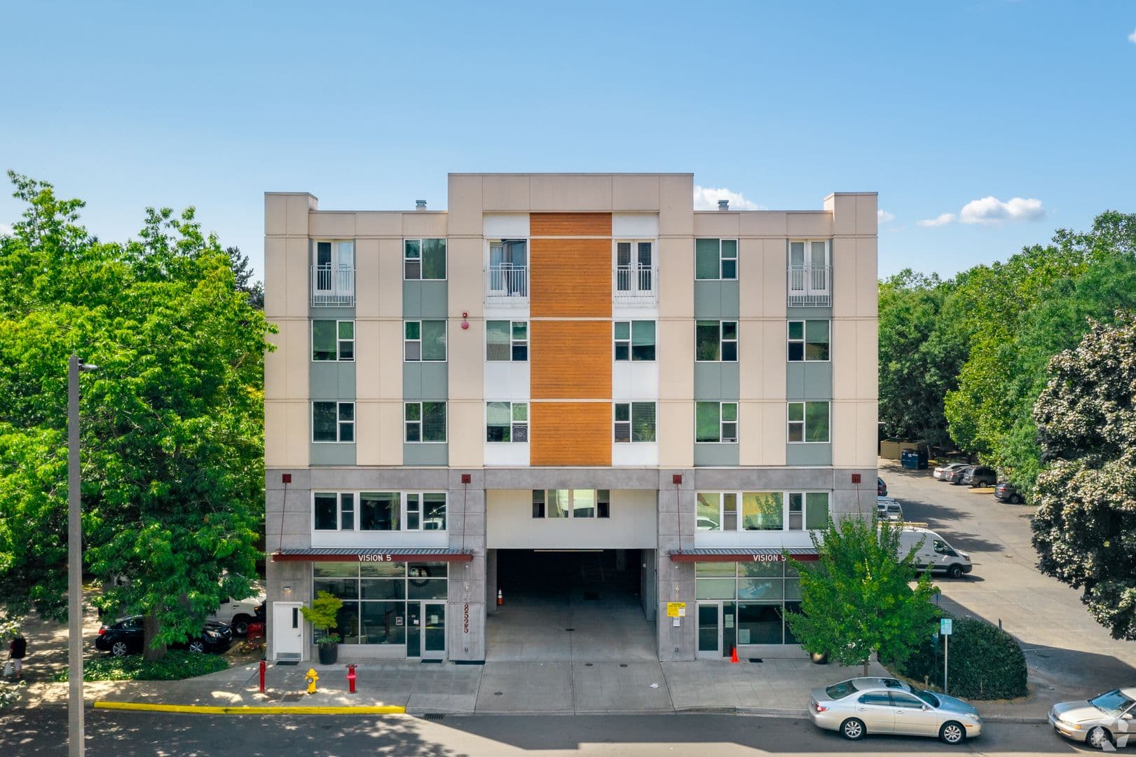 Redmond Apartment: 8525 163rd CT NE