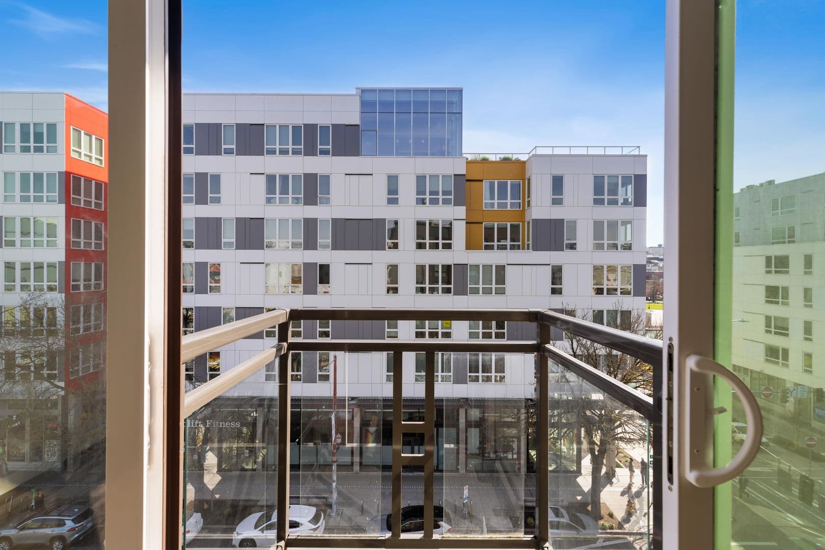 Seattle Apartment: 840 E. Denny Way