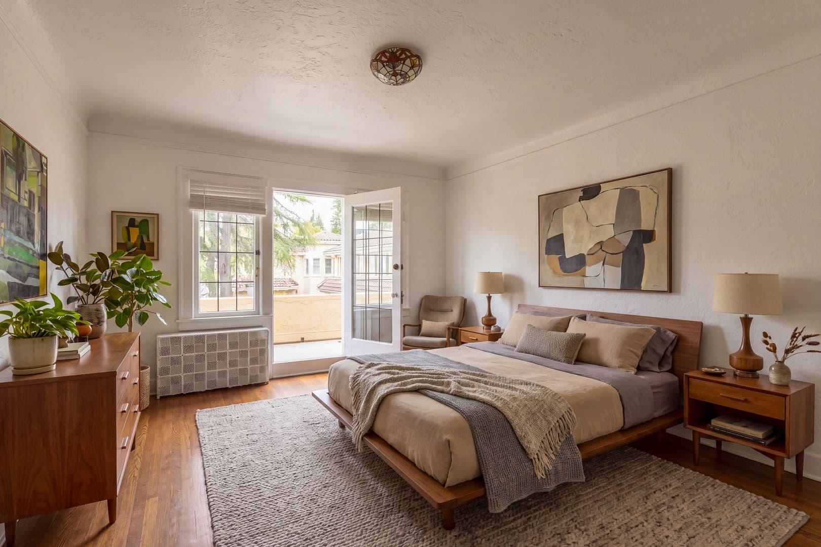 Seattle Apartment: 1710 E Denny Way