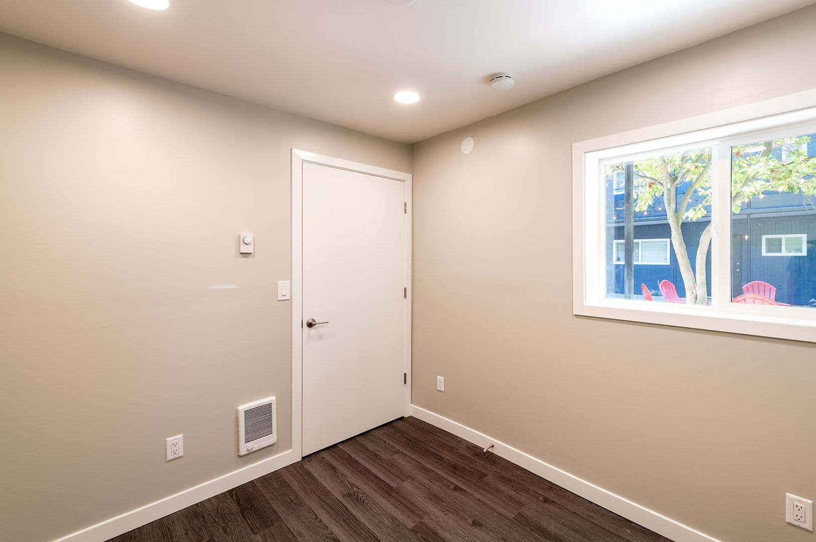 Seattle Apartment: 1901 E Fir St