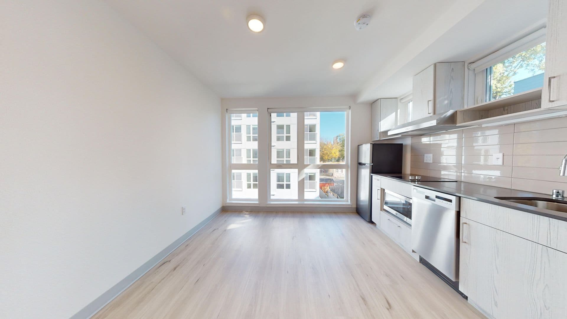 Seattle Apartment: 5231 Rainier Ave S