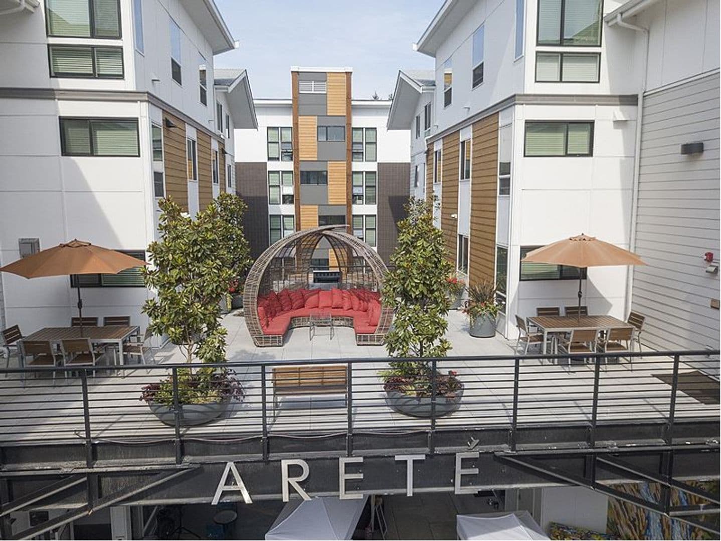 Kirkland Apartment: 450 Central Way
