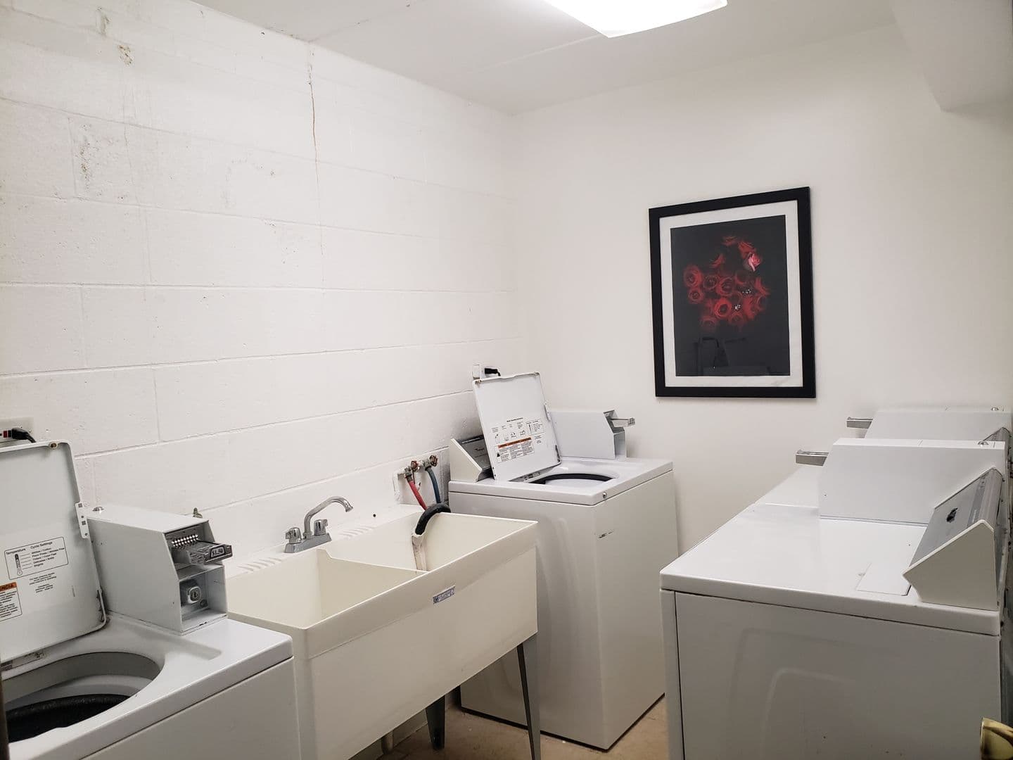 Tinley Park Apartment: 17510 Cedar Lane