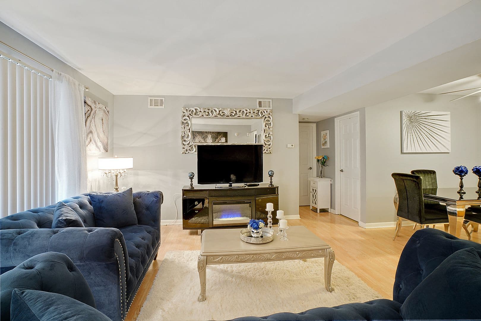Tinley Park Apartment: 17510 Cedar Lane