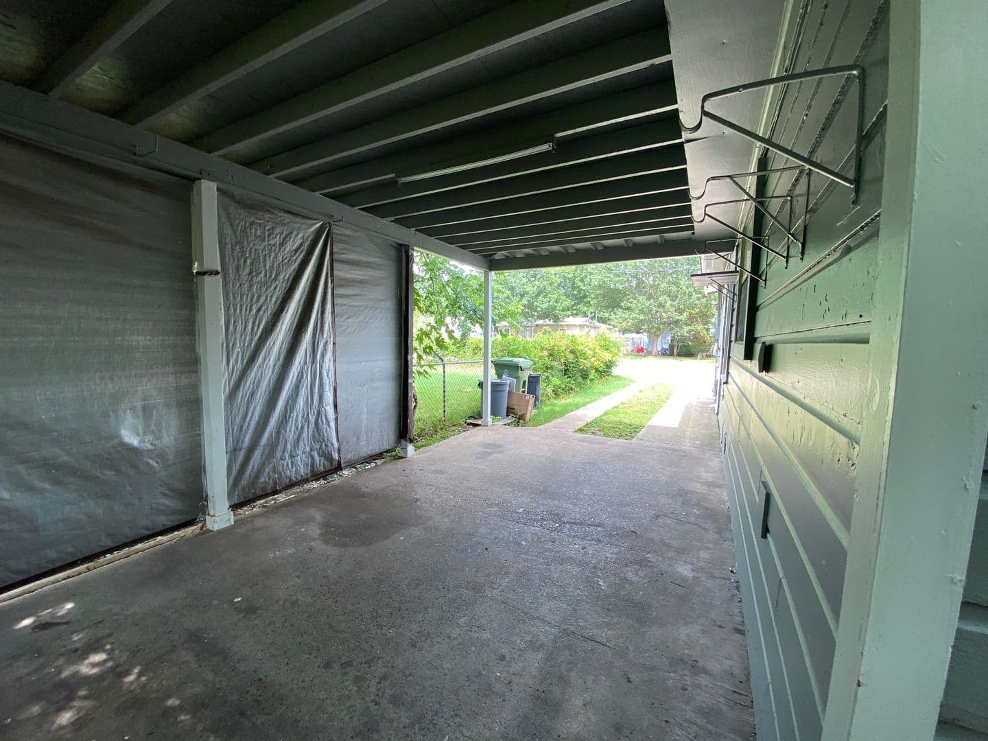 Hurst House: 425 Wanda Way