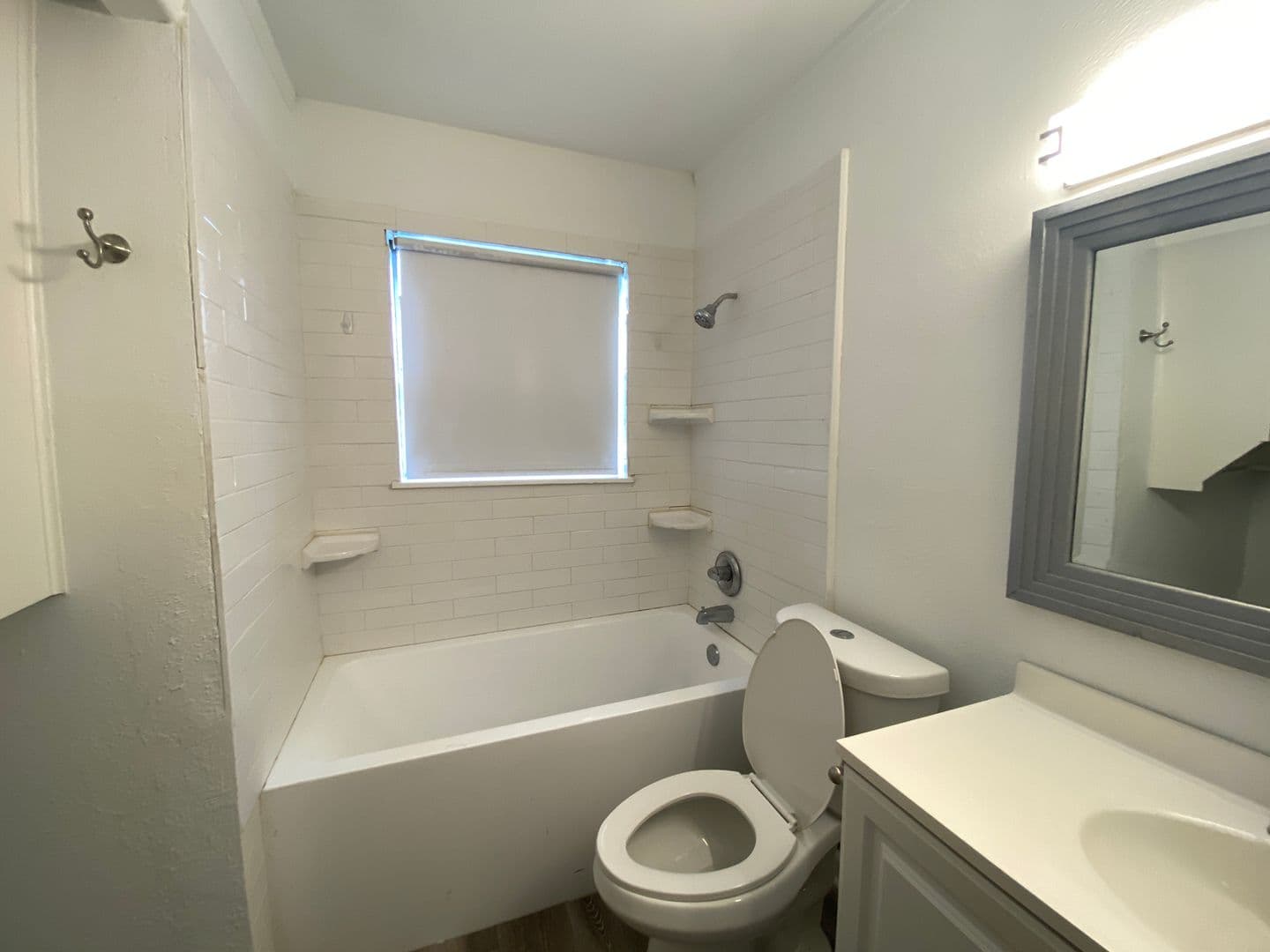Hurst House: 425 Wanda Way