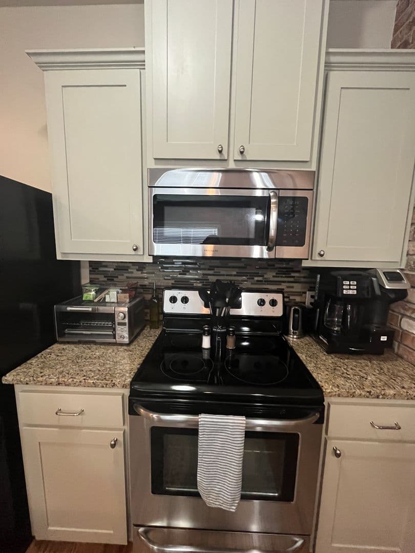 Fort Worth Apartment: 919 Alston Ave