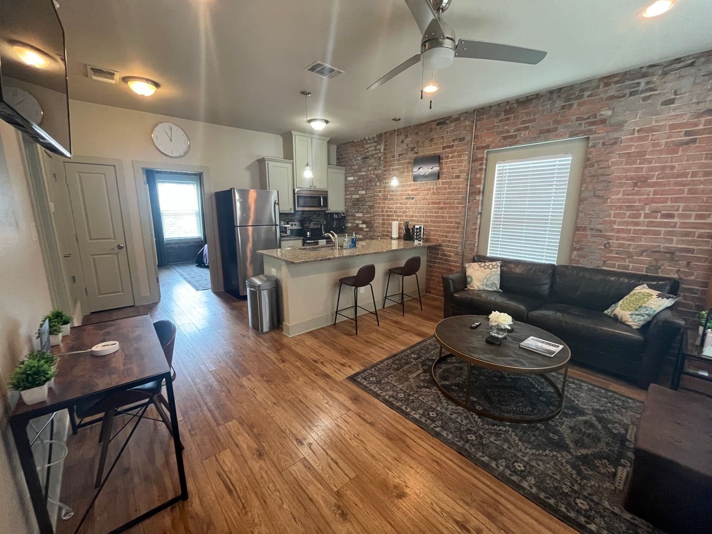Fort Worth Apartment: 919 Alston Ave