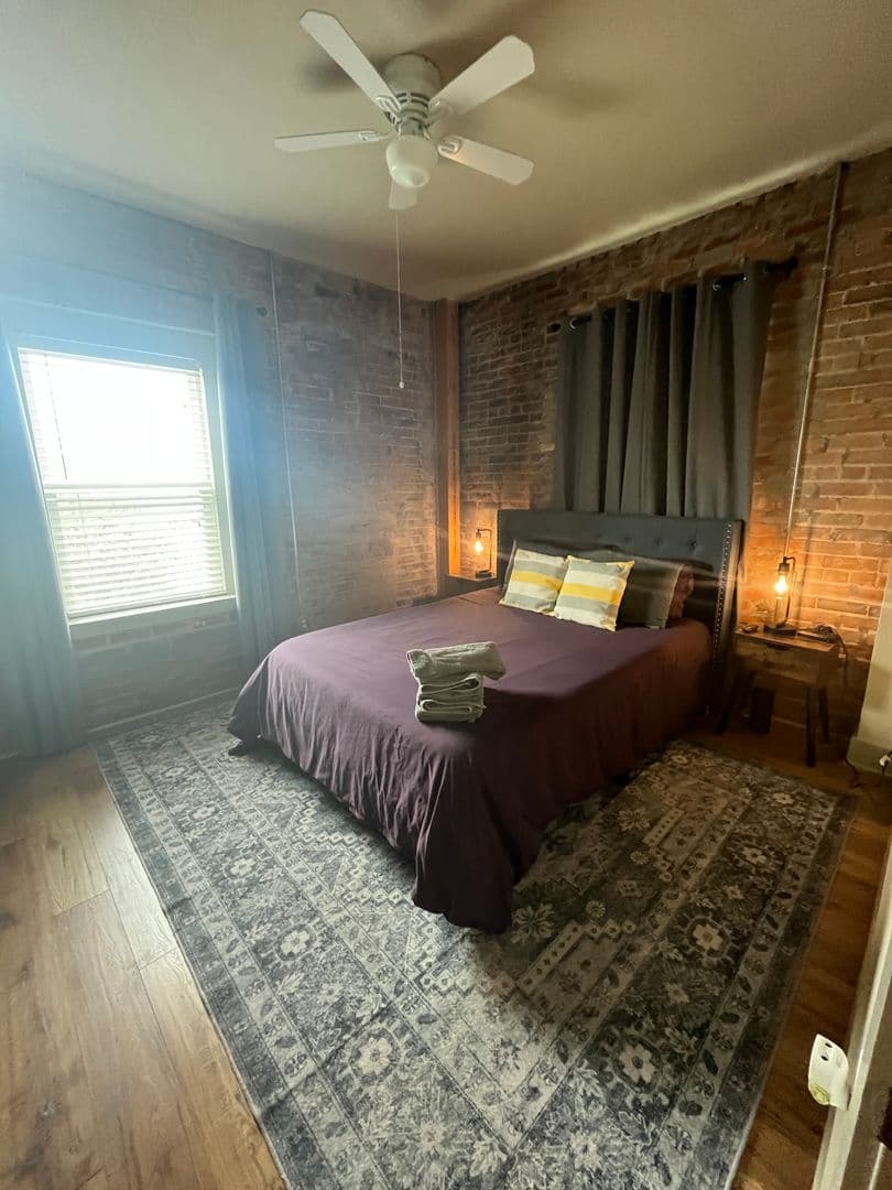 Fort Worth Apartment: 919 Alston Ave