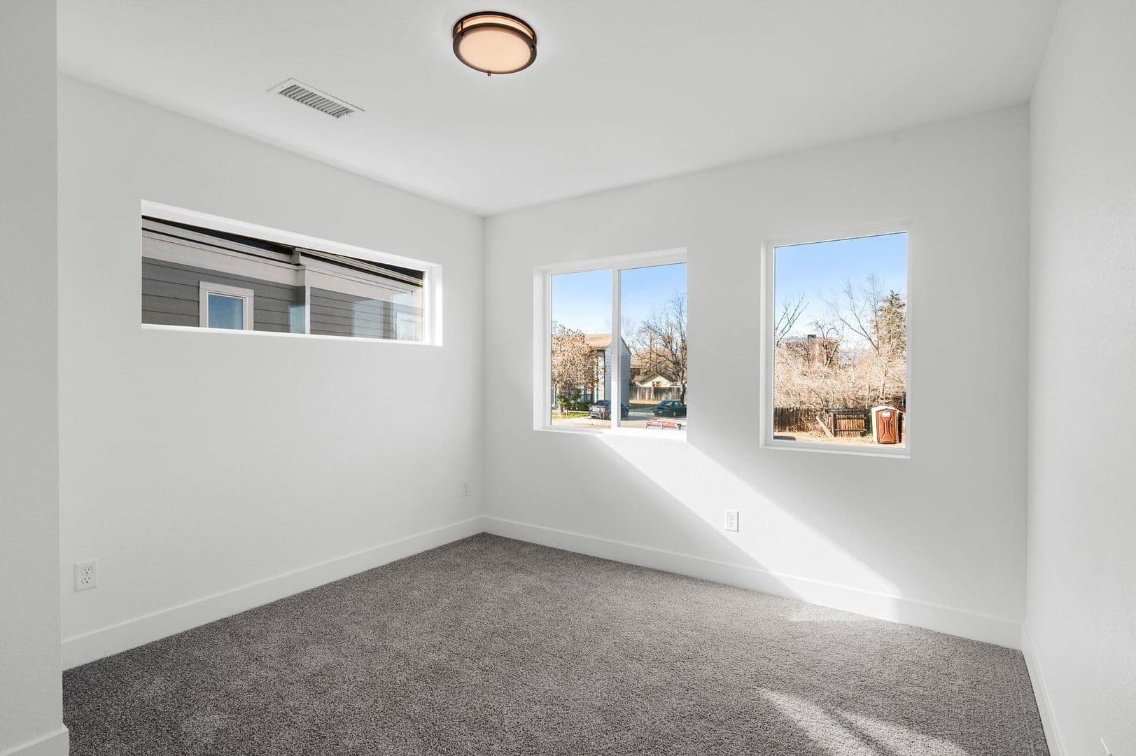 Denver House: 5282 Columbine Lane