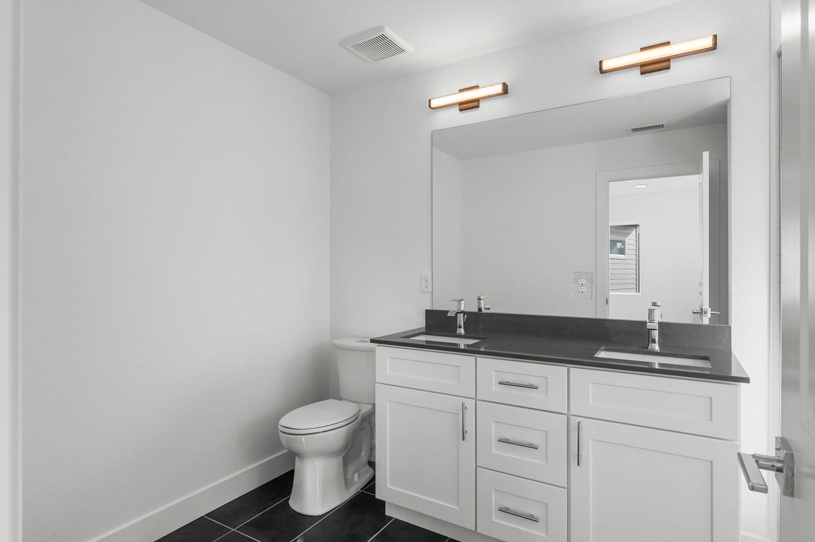 Denver House: 5282 Columbine Lane