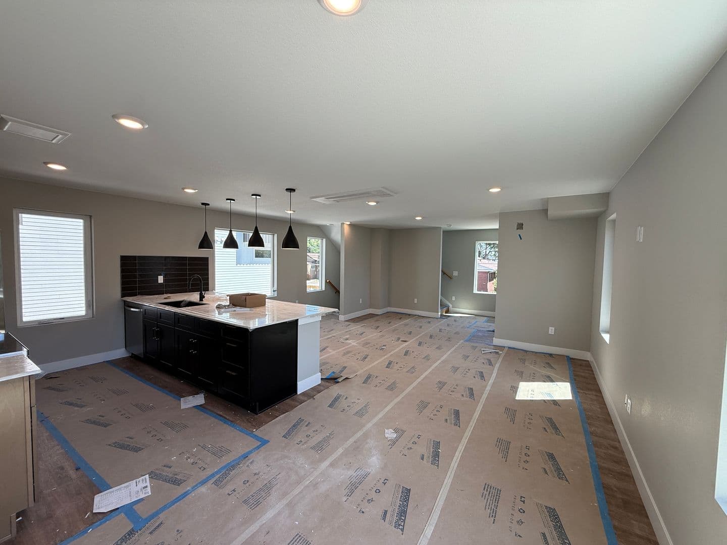 Lakewood Apartment: 1576-1590 Kendall St