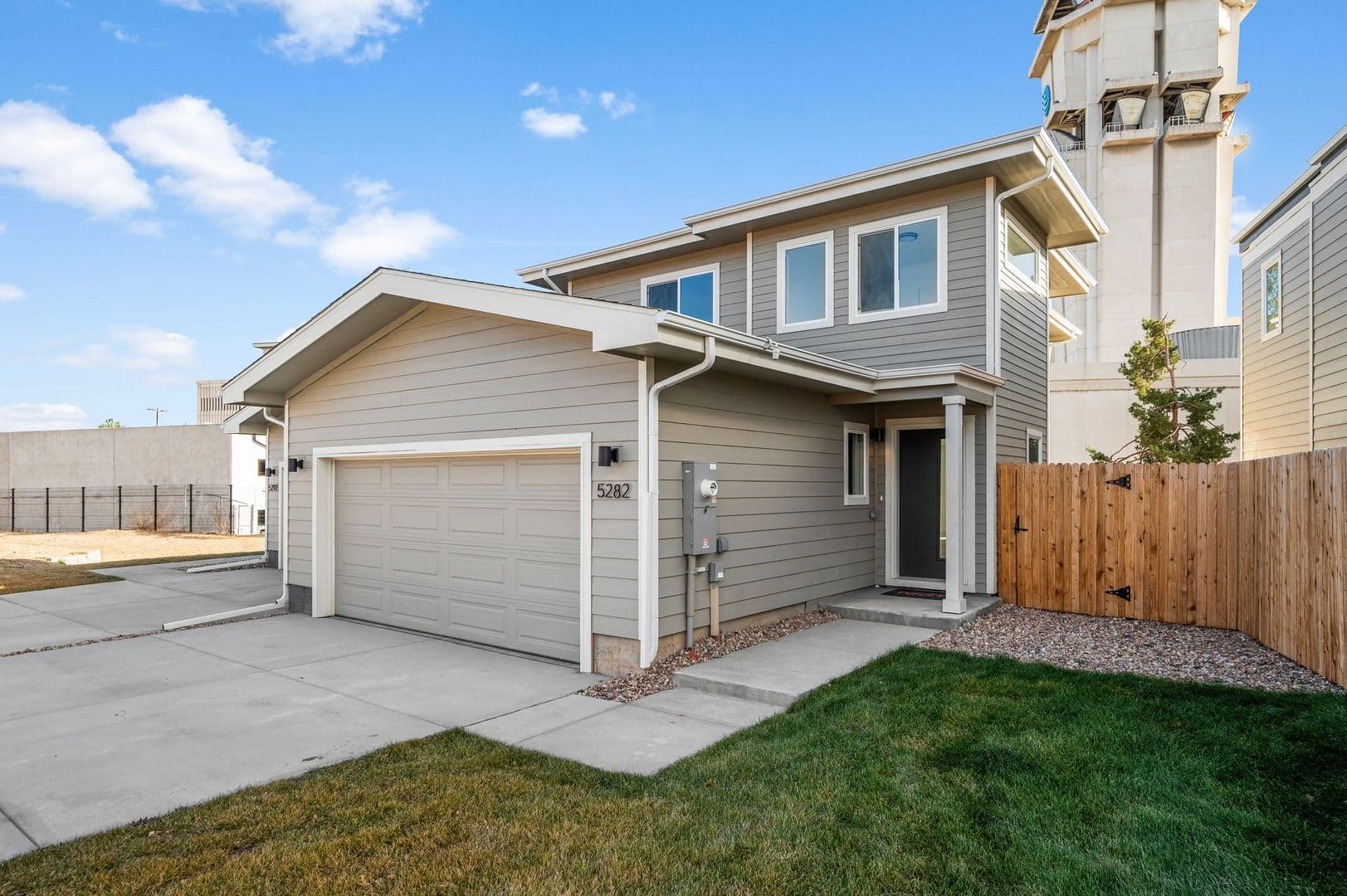 Denver House: 5282 Columbine Lane