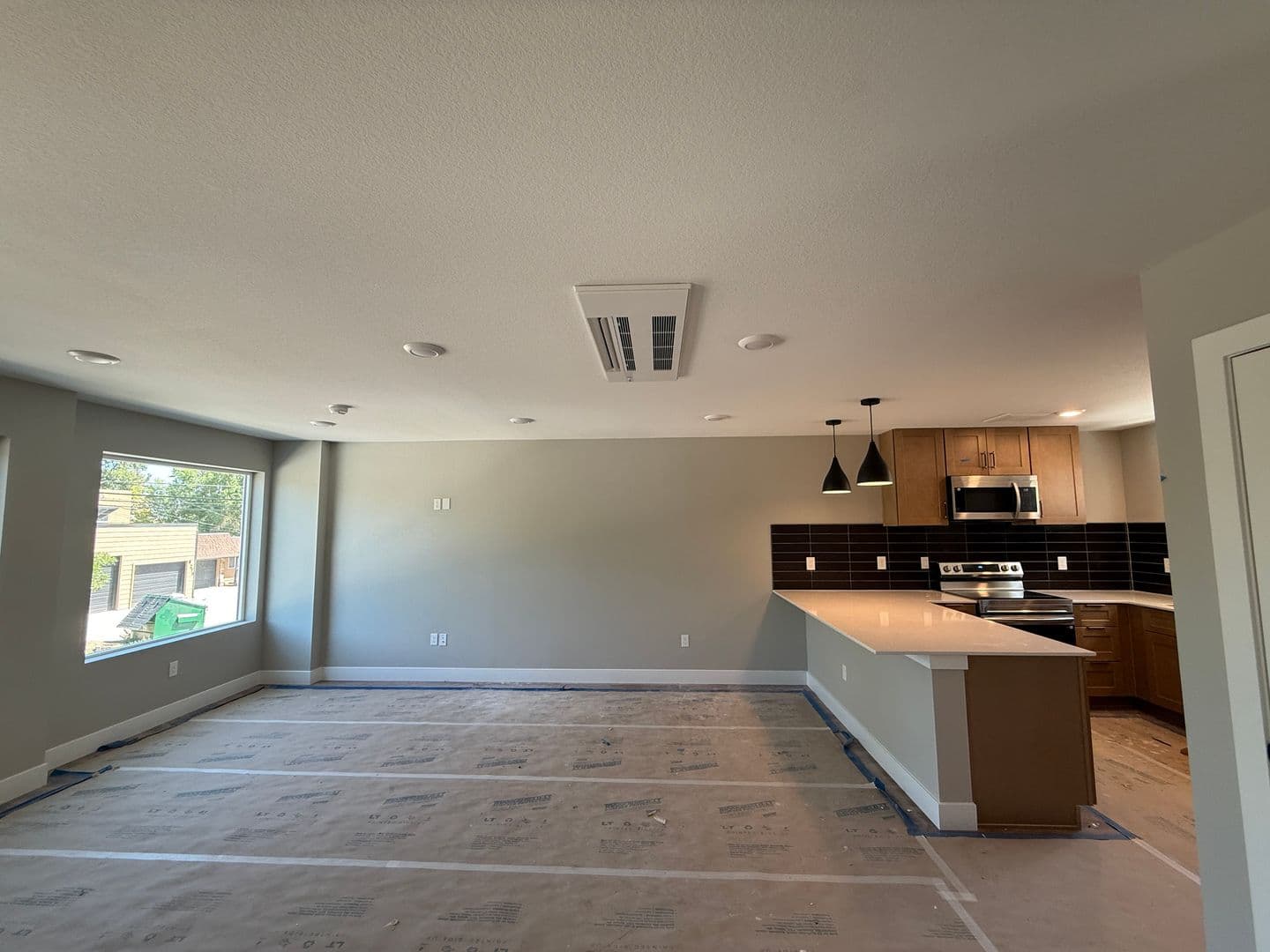 Lakewood Apartment: 1576-1590 Kendall St