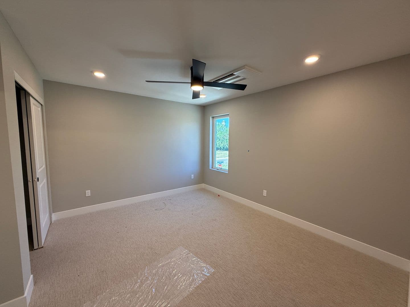 Lakewood Apartment: 1576-1590 Kendall St