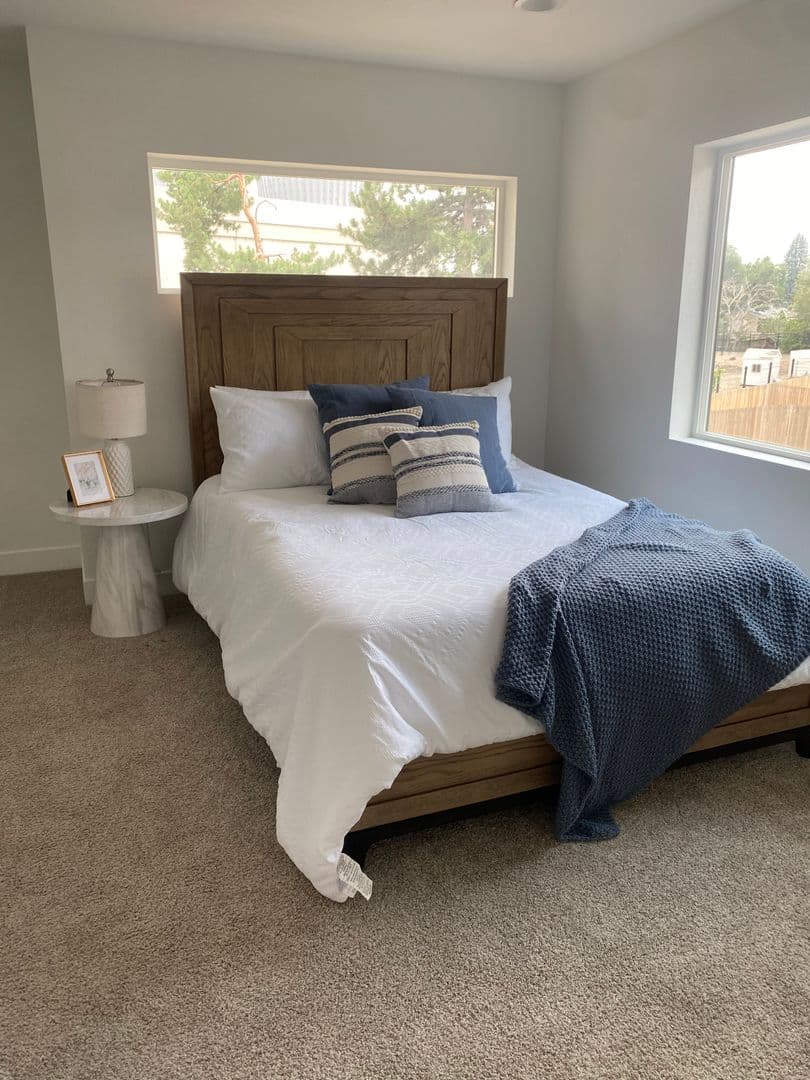 Denver House: 5282 Columbine Lane