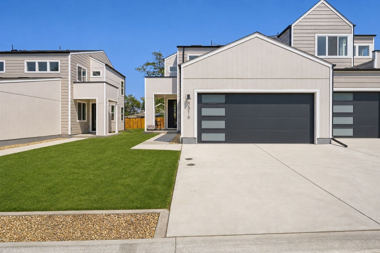 Denver Multiplex: 5512-5560 Clay Court