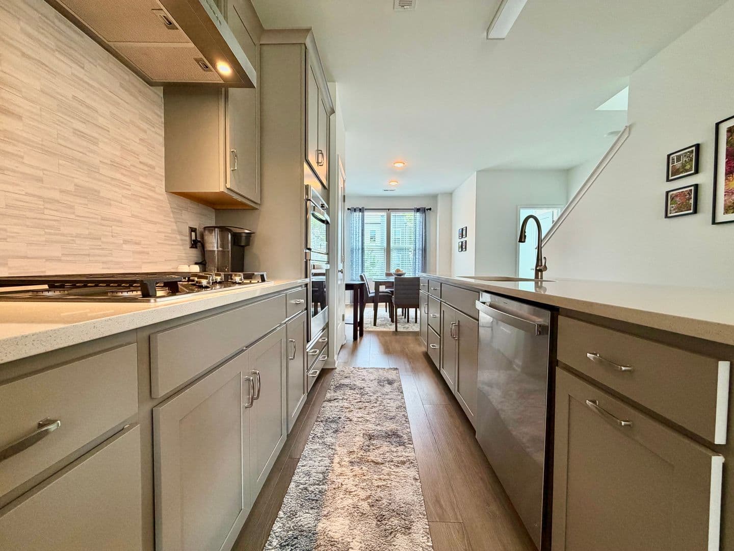 Raleigh Townhome: 1947 Robin Hill Ln,