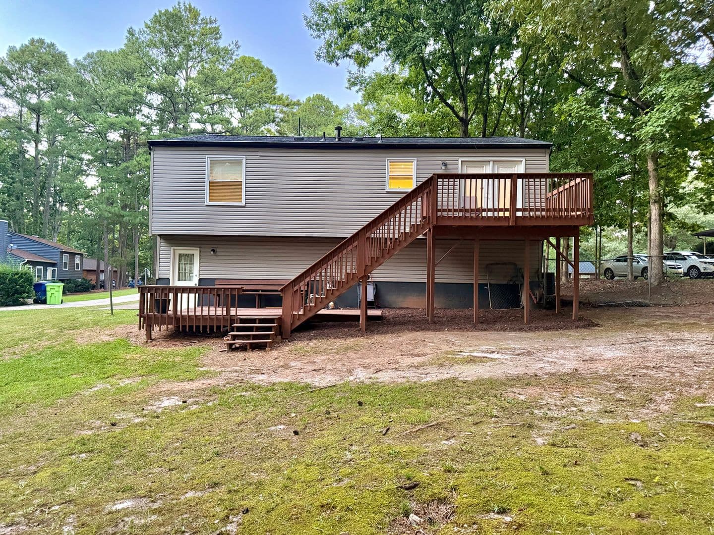 Raleigh House: 3109 Henslowe Drive,