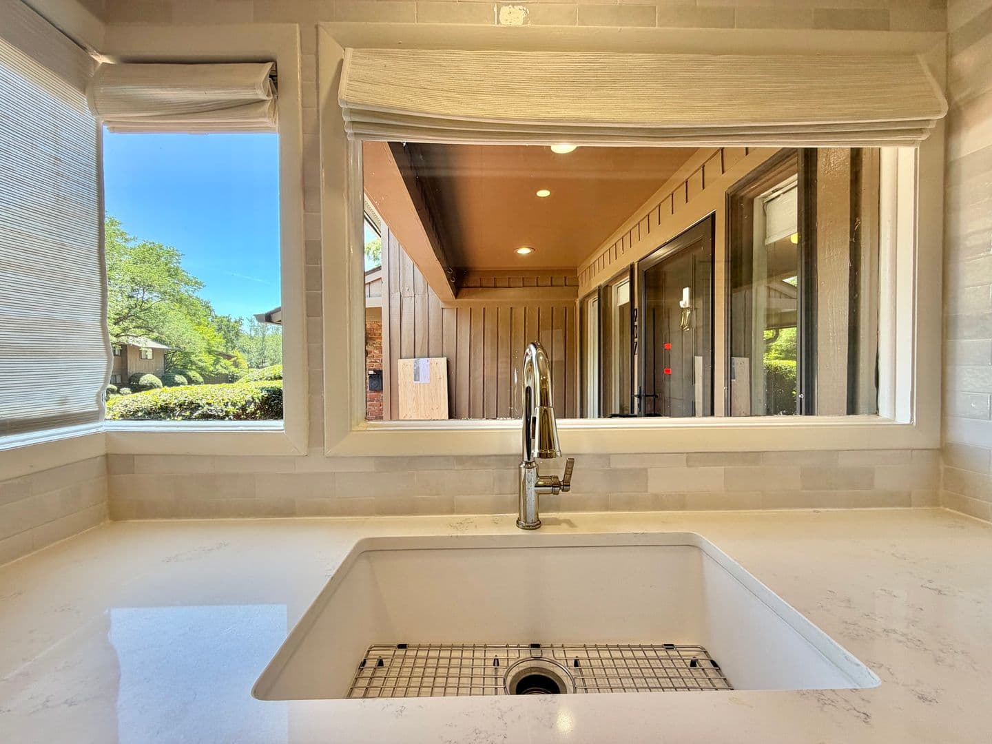 Chapel Hill Apartment: 907 Oak Tree Dr.