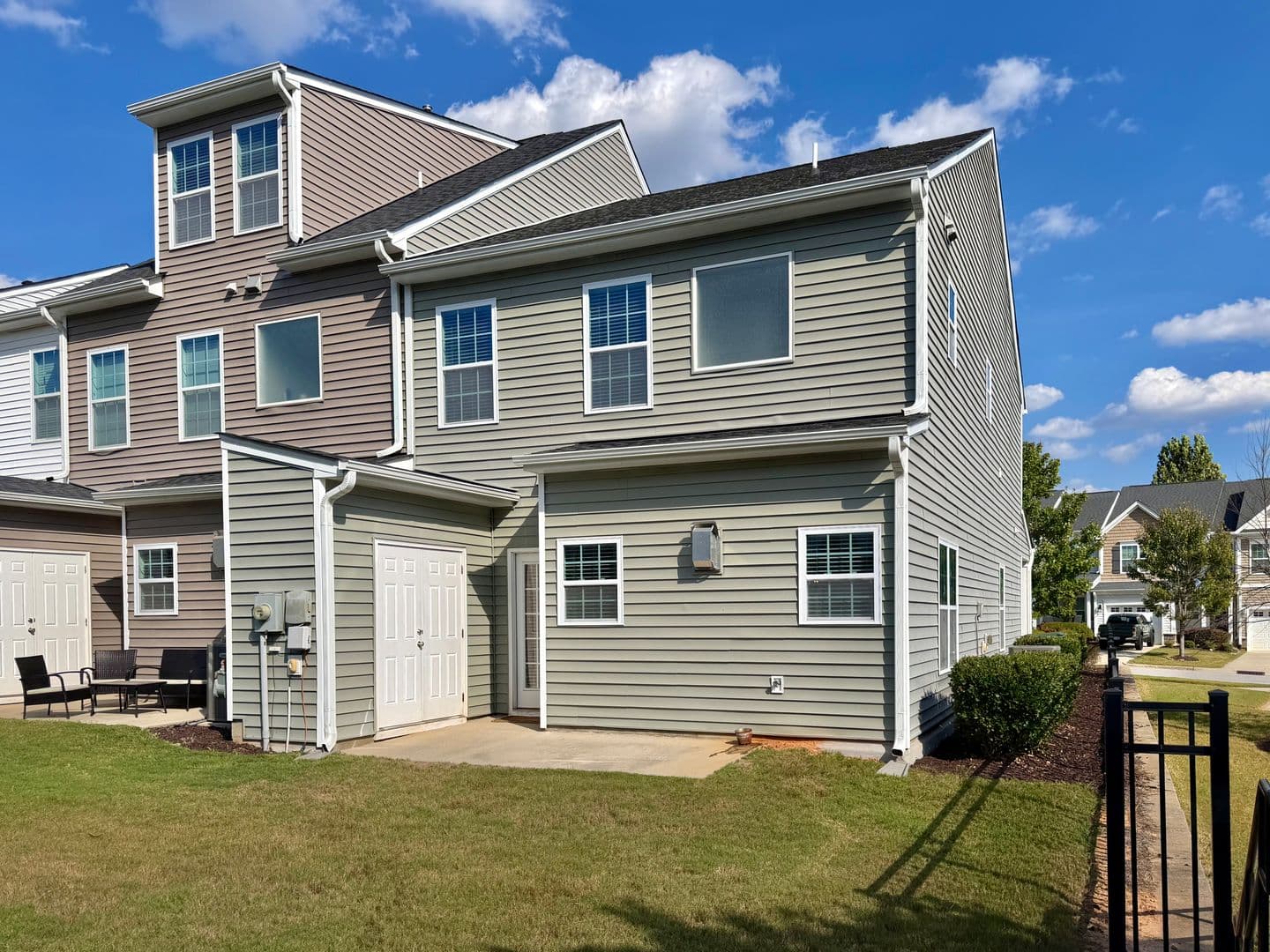 Garner Townhome: 172 Wellons Creek Drive
