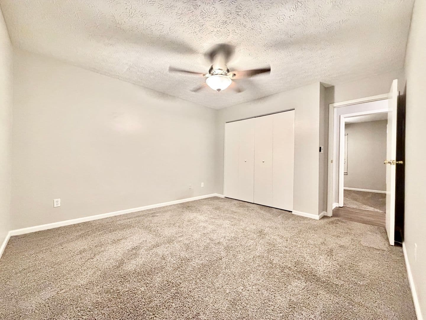 Raleigh House: 3109 Henslowe Drive,